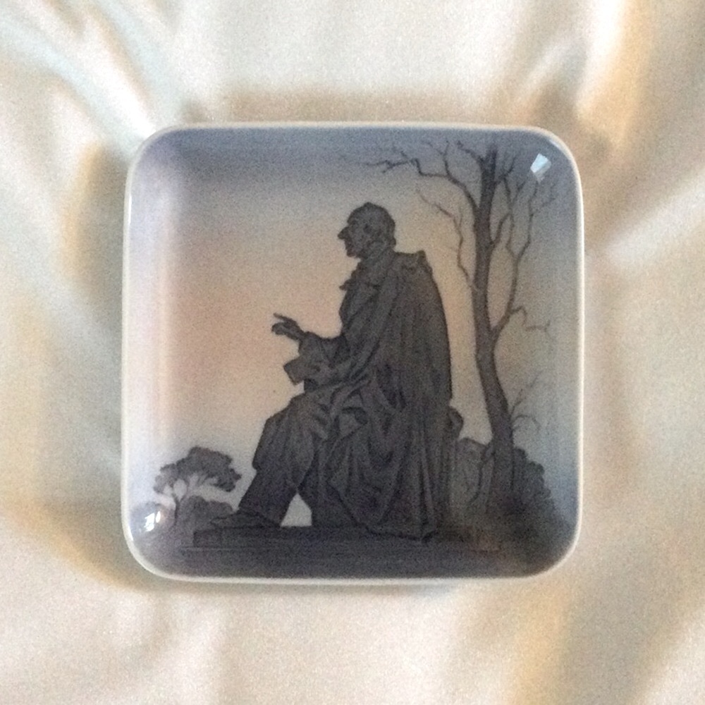 3/$10 | Vintage H.C. Andersen Bing & Grøndahl Kjøbenhavn Ceramic Square Dish